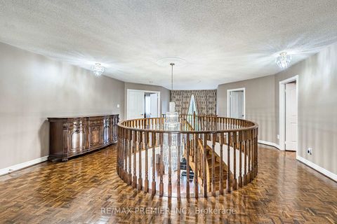 Photo 29 at 104 Cartwright Boulevard, East Woodbridge, Vaughan
