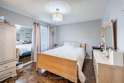 Photo 36 at 104 Cartwright Boulevard, East Woodbridge, Vaughan