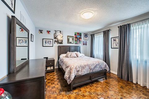Photo 39 at 104 Cartwright Boulevard, East Woodbridge, Vaughan