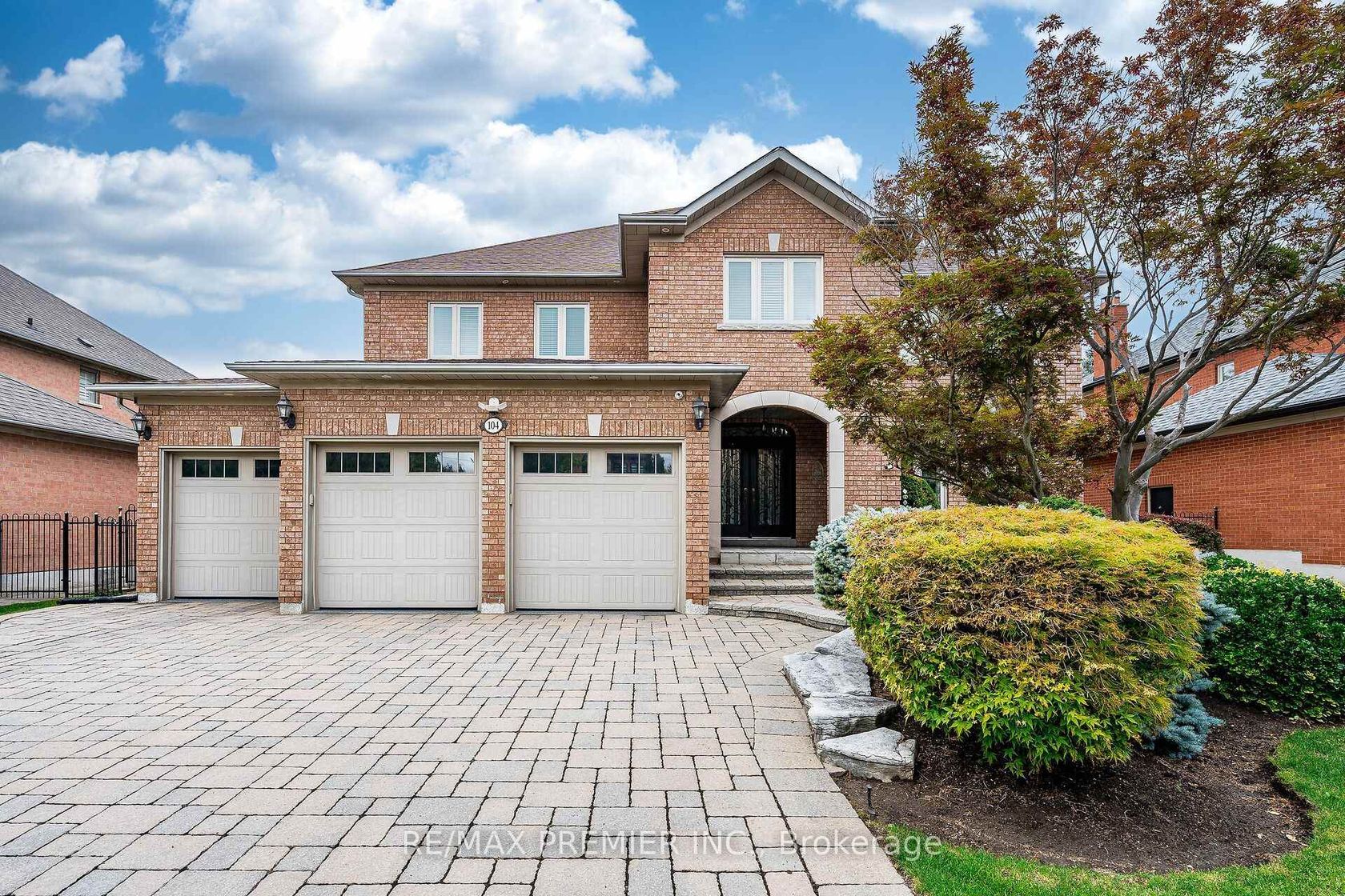 104 Cartwright Boulevard, East Woodbridge, Vaughan photo number 2