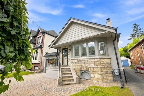 Photo 2 at 12 Fairside Avenue, East York, Toronto