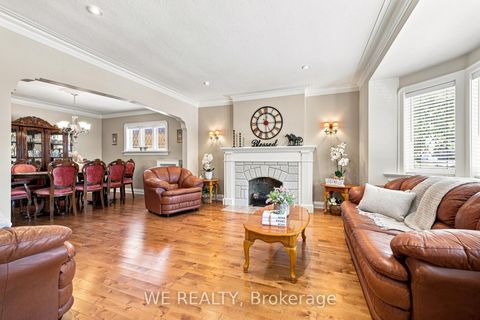 Photo 6 at 12 Fairside Avenue, East York, Toronto