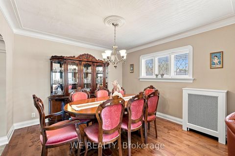Photo 9 at 12 Fairside Avenue, East York, Toronto