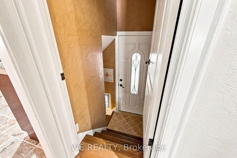 Photo 18 at 12 Fairside Avenue, East York, Toronto
