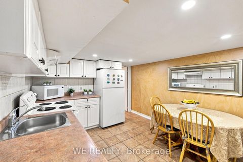 Photo 23 at 12 Fairside Avenue, East York, Toronto