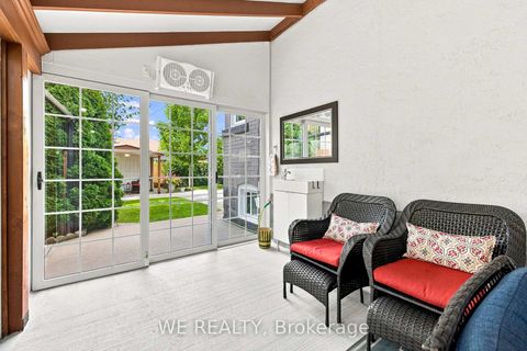 Photo 31 at 12 Fairside Avenue, East York, Toronto