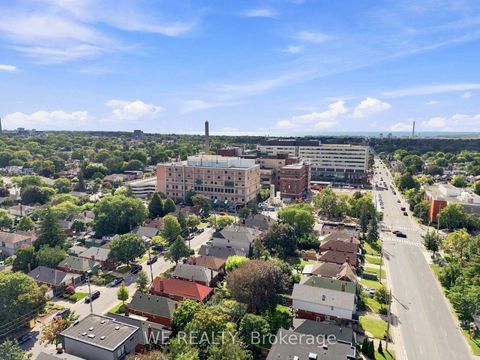 Photo 40 at 12 Fairside Avenue, East York, Toronto
