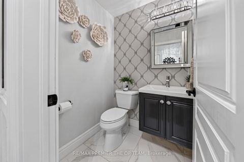 Photo 12 at 155 Dianawood Ridge, East Woodbridge, Vaughan