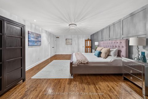Photo 15 at 155 Dianawood Ridge, East Woodbridge, Vaughan