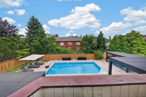 Photo 20 at 155 Dianawood Ridge, East Woodbridge, Vaughan