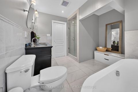 Photo 23 at 155 Dianawood Ridge, East Woodbridge, Vaughan