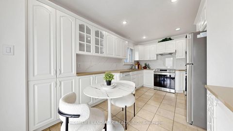 Photo 17 at 3 Montague Place, Steeles, Toronto