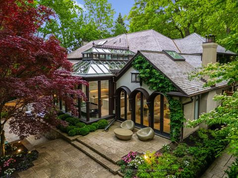 Photo 1 at 25 North Drive, Humber Valley, Toronto