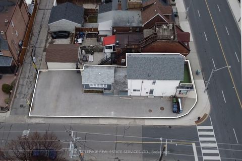 Photo 1 at 1160 Dufferin Street, Junction, Toronto