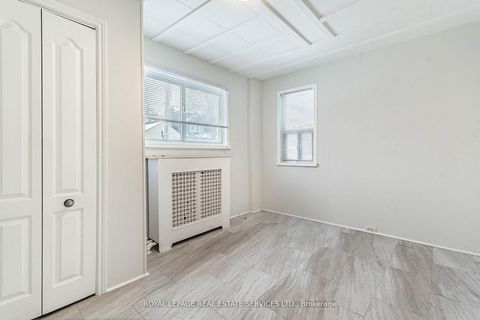 Photo 5 at 1160 Dufferin Street, Junction, Toronto