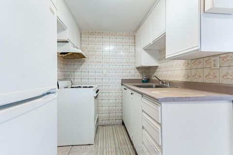 Photo 12 at 1160 Dufferin Street, Junction, Toronto