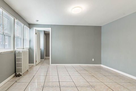 Photo 15 at 1160 Dufferin Street, Junction, Toronto