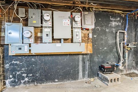 Photo 21 at 1160 Dufferin Street, Junction, Toronto
