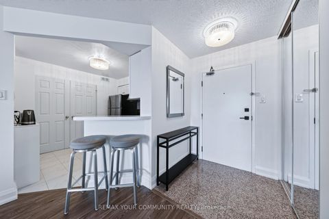 Photo 2 at 1011 - 8501 Bayview Avenue, Doncrest, Richmond Hill