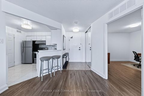 Photo 5 at 1011 - 8501 Bayview Avenue, Doncrest, Richmond Hill