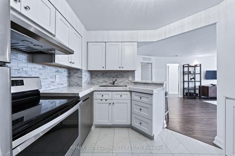 Photo 11 at 1011 - 8501 Bayview Avenue, Doncrest, Richmond Hill