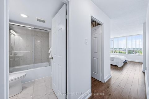 Photo 35 at 1011 - 8501 Bayview Avenue, Doncrest, Richmond Hill