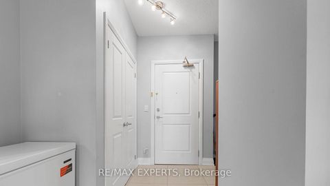 Photo 3 at 201 - 12 Woodstream Boulevard, Vaughan Grove, Vaughan