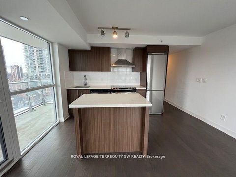 Photo 3 at 902 - 58 Orchard View Boulevard, Eglinton, Toronto