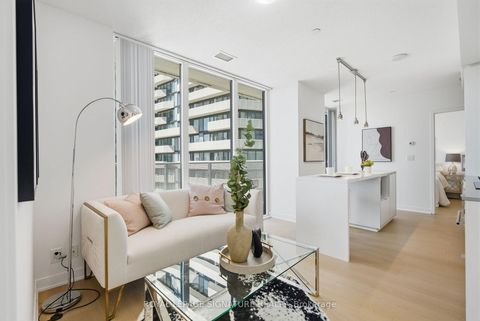 Photo 8 at 1710 - 88 Harbour Street, Waterfront Communities C1, Toronto