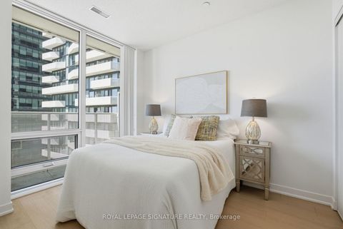 Photo 14 at 1710 - 88 Harbour Street, Waterfront Communities C1, Toronto