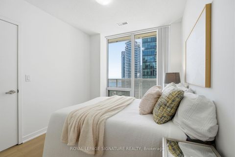 Photo 16 at 1710 - 88 Harbour Street, Waterfront Communities C1, Toronto