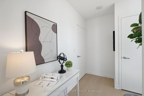 Photo 26 at 1710 - 88 Harbour Street, Waterfront Communities C1, Toronto
