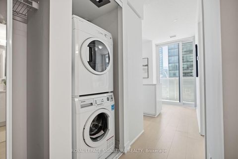 Photo 28 at 1710 - 88 Harbour Street, Waterfront Communities C1, Toronto