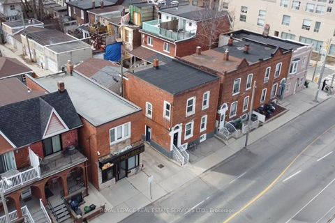 Photo 20 at 740 Lansdowne Avenue, Junction, Toronto