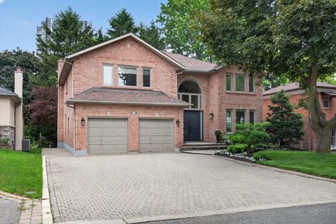 Photo 1 at 110 Upper Canada Drive, Windfields, Toronto