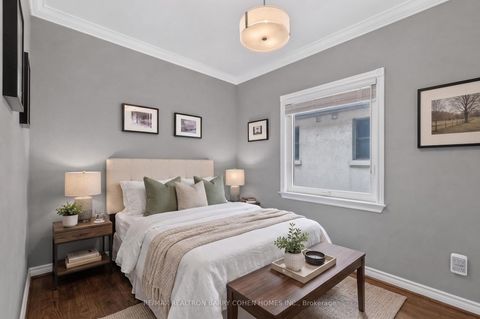 Photo 17 at 110 Upper Canada Drive, Windfields, Toronto