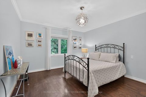 Photo 24 at 110 Upper Canada Drive, Windfields, Toronto