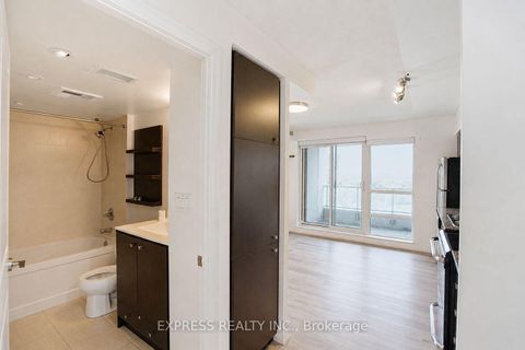 Photo 20 at 1105 - 2015 Sheppard Avenue E, Henry Farm, Toronto