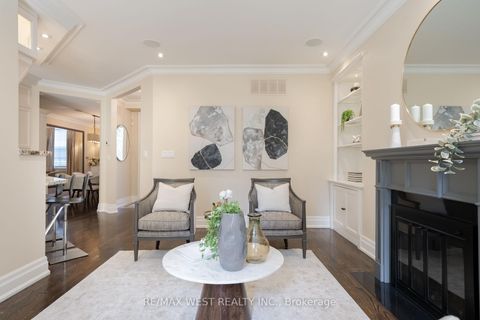 Photo 13 at 3 Castle Frank Road, Moore Park, Toronto