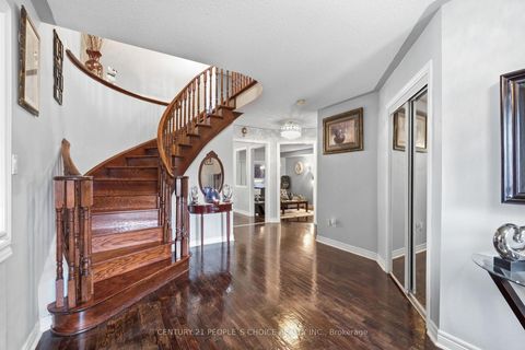 Photo 9 at 4 IMPERIAL CROWN Lane, Shore, Barrie