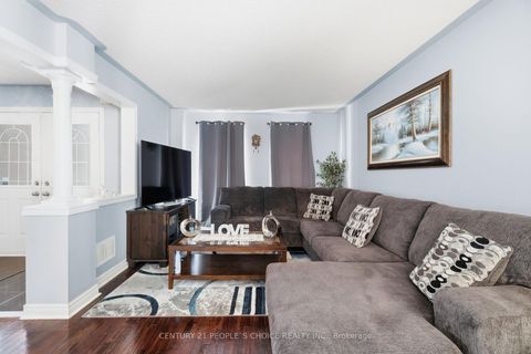 Photo 11 at 4 IMPERIAL CROWN Lane, Shore, Barrie