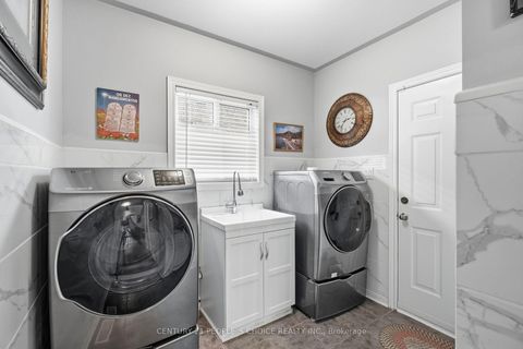 Photo 21 at 4 IMPERIAL CROWN Lane, Shore, Barrie