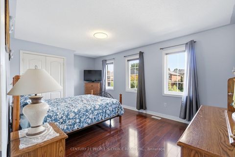 Photo 31 at 4 IMPERIAL CROWN Lane, Shore, Barrie