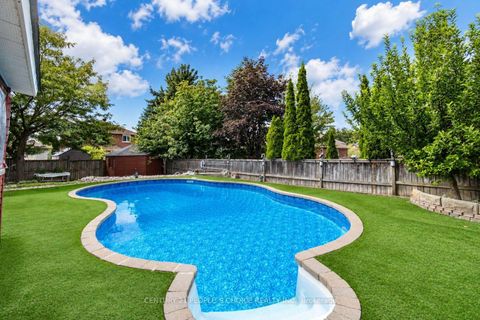 Photo 47 at 4 IMPERIAL CROWN Lane, Shore, Barrie