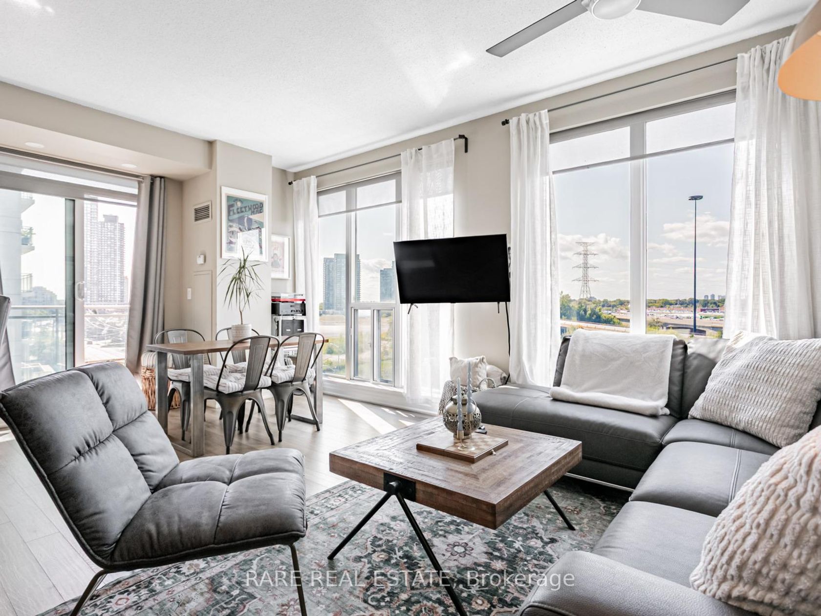 703 - 2119 Lake Shore Boulevard W, Mimico, Toronto photo number 2