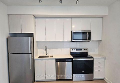 Photo 1 at 307 - 859 The Queensway, Queensway, Toronto