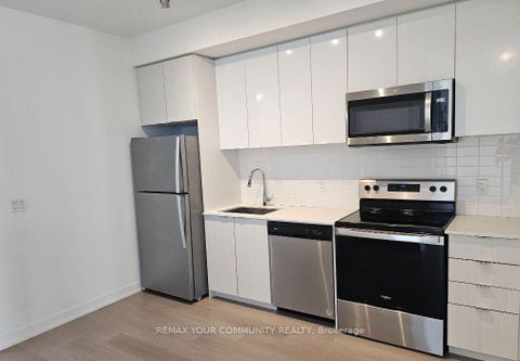Photo 2 at 307 - 859 The Queensway, Queensway, Toronto