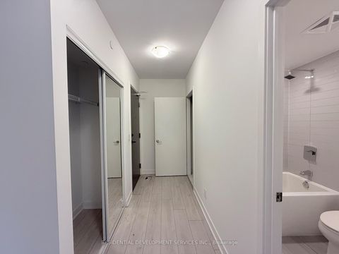 Photo 2 at 321 - 2033 Kennedy Road, Malvern West, Toronto