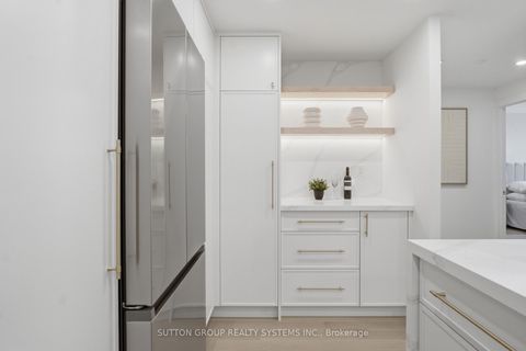 Photo 20 at 1504 - 812 Burnhamthorpe Road, Markland Wood, Toronto