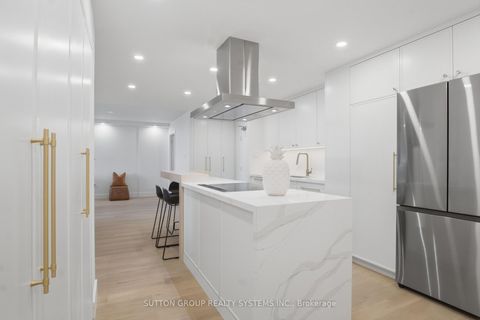 Photo 21 at 1504 - 812 Burnhamthorpe Road, Markland Wood, Toronto